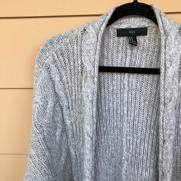 XXI Grey Cardigan - Picture 2 of 4